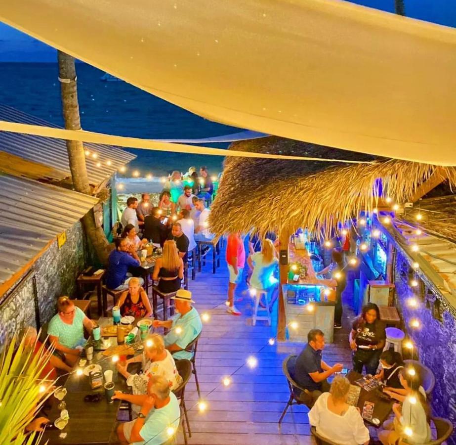 Vacation Studios With Rooftop Pool, Beach Club, Spa, Restaurants - Ducassi Collection - Playa Los Corales Пунта-Кана Экстерьер фото